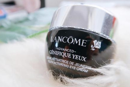 蘭蔻小黑瓶眼霜效果怎么樣?Lancome蘭蔻小黑瓶眼霜功效！